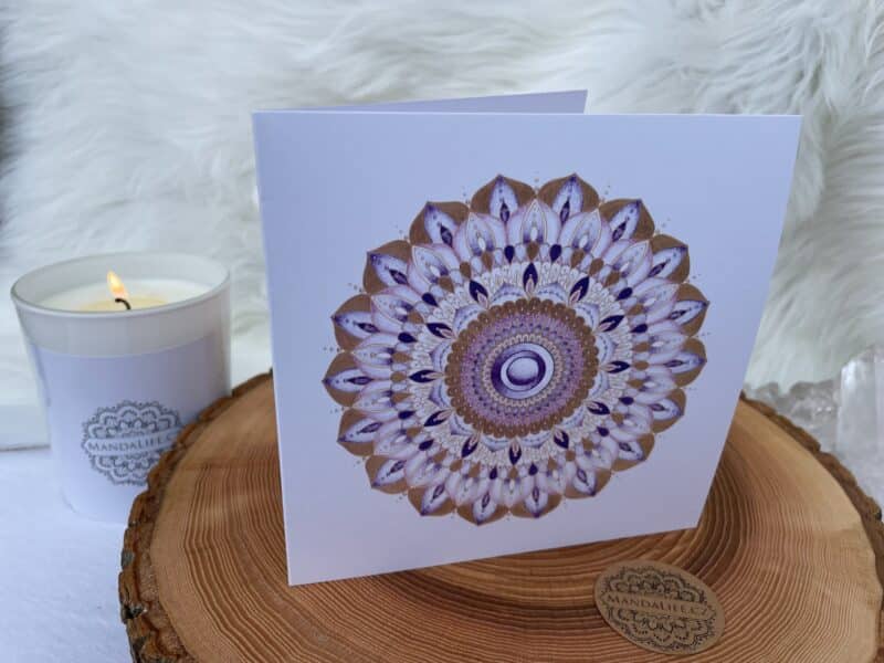 Mandalové přáníčko – Mandala KORUNNÍ ČAKRY 15cmx15cm